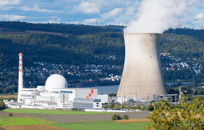 Kernkraftwerk Leibstadt Gesamtansicht zum Rhein
